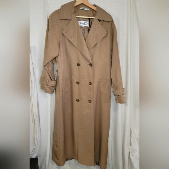 Bernardo size 8 tan trench coat button up polyester long coat - Picture 2 of 11